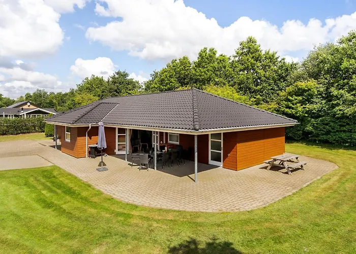 Prázdninový dům Aletta - 25km From The Sea By Interhome